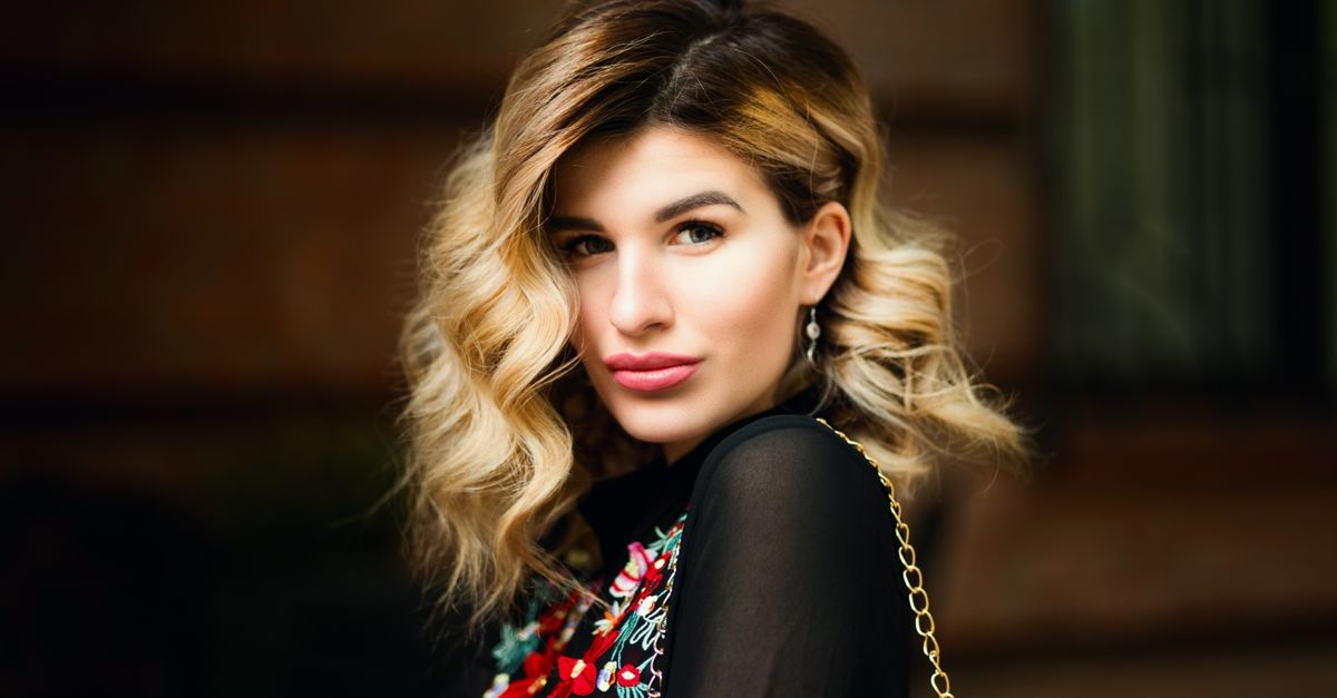 Ondulations naturelles et souples : le guide pour des cheveux wavy irrésistibles