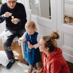 Retrouver la complicité à deux : raviver l’intimité après l’arrivée des enfants
