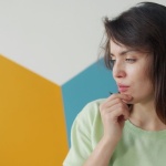 Sortir du piège des pensées en boucle : 7 clés pour apaiser les ruminations