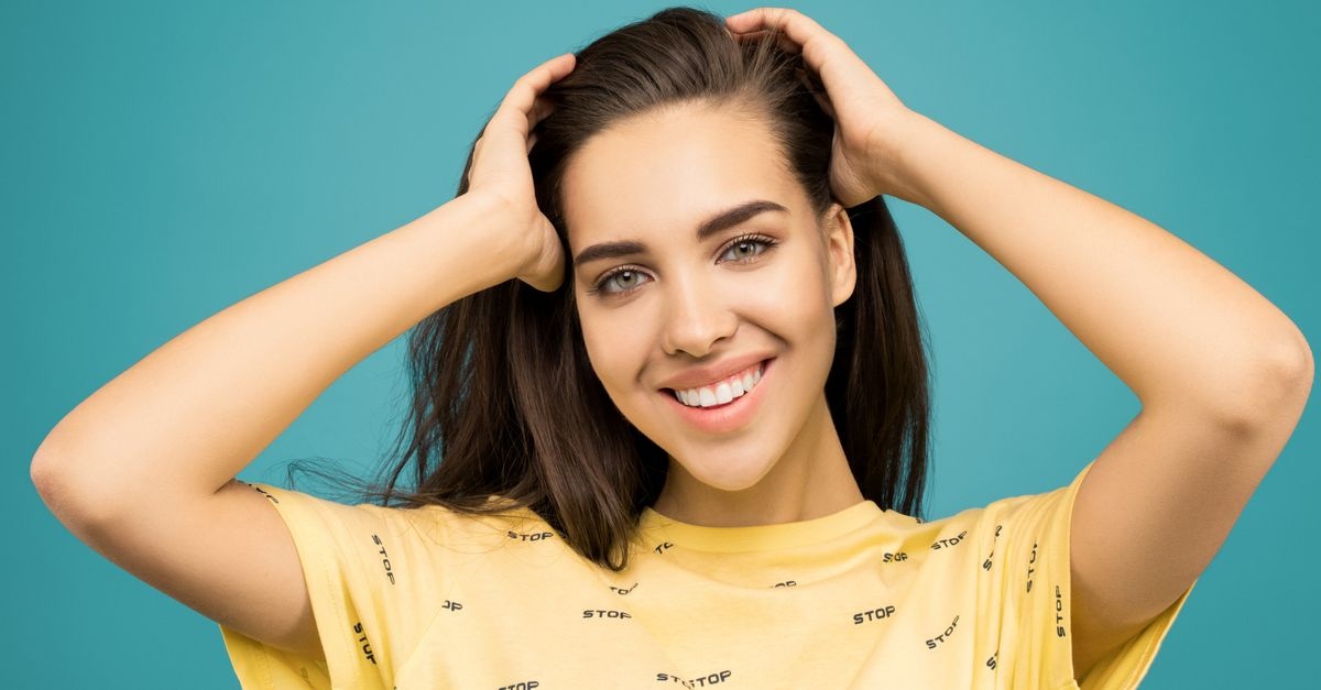 Cheveux gras : 9 astuces simples pour retrouver une chevelure légère et fraîche