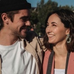 À deux, tout devient plus léger : cultiver l’entraide et le soutien au quotidien dans le couple
