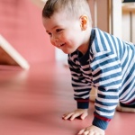 Premiers jours en crèche : astuces douces pour une adaptation sereine (bébé et parents)