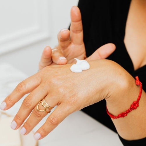 Beurre corporel ultra-nourrissant : le secret d’une peau douce, souple et éclatante