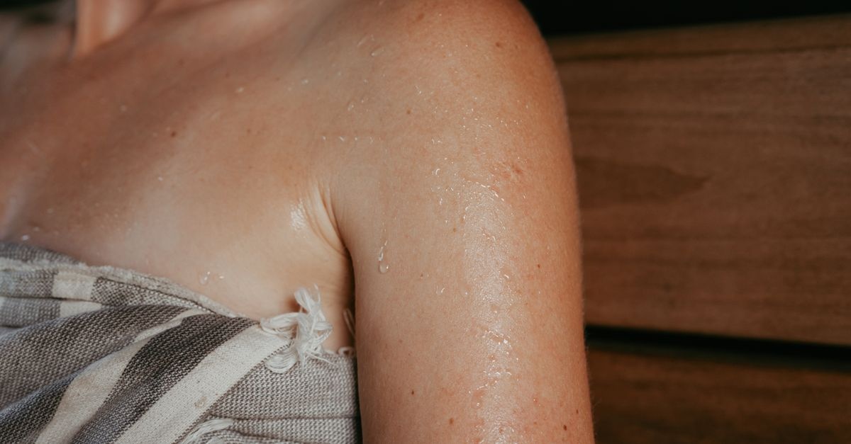 Peau prête pour l’autobronzant : le rituel essentiel avant l’application